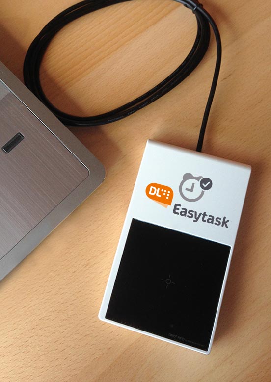 Foto des DL Easytask-Moduls. Die Software vereinfacht Arbeitsabläufe für blinde Menschen