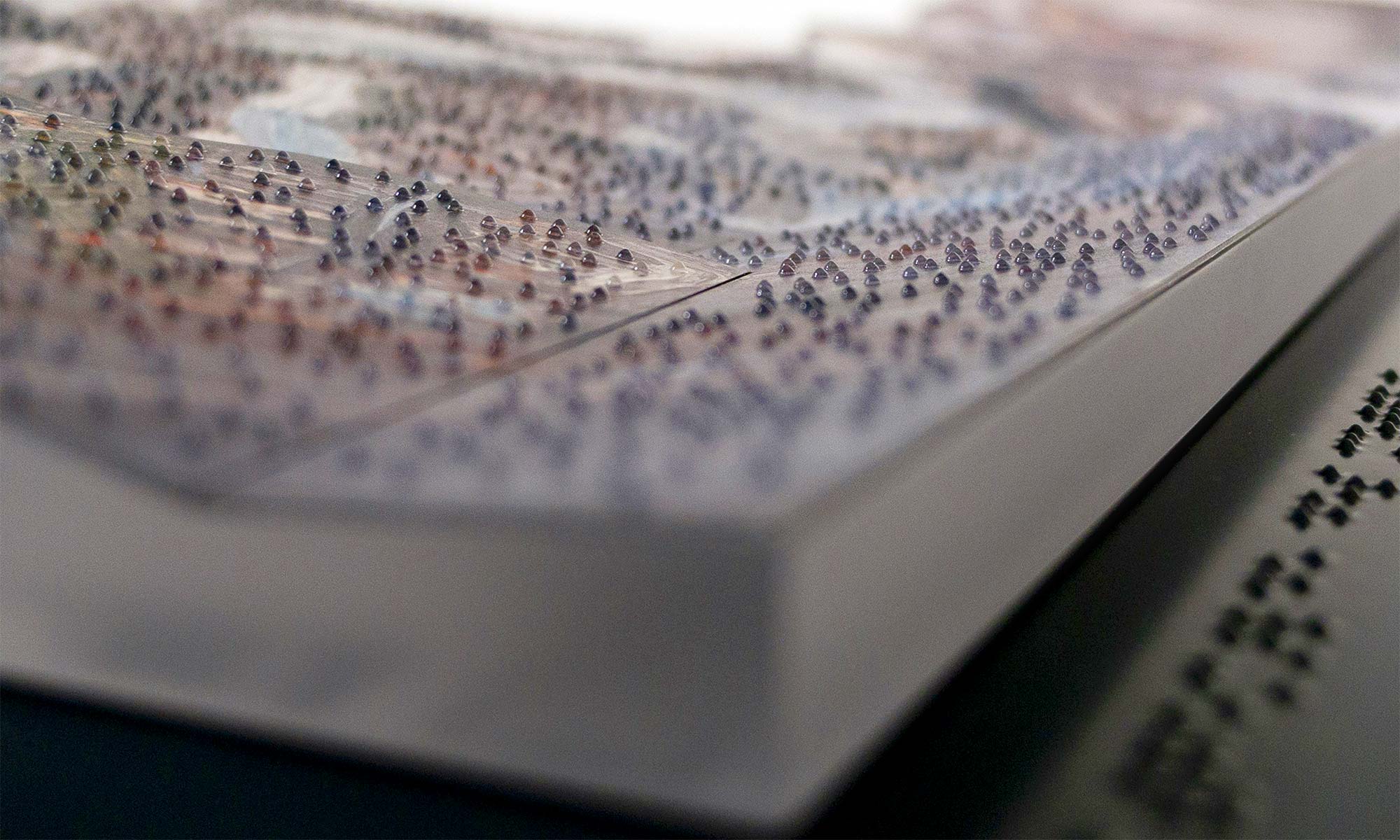 Detailed image of the structures of the tactile model "Bergwelten".